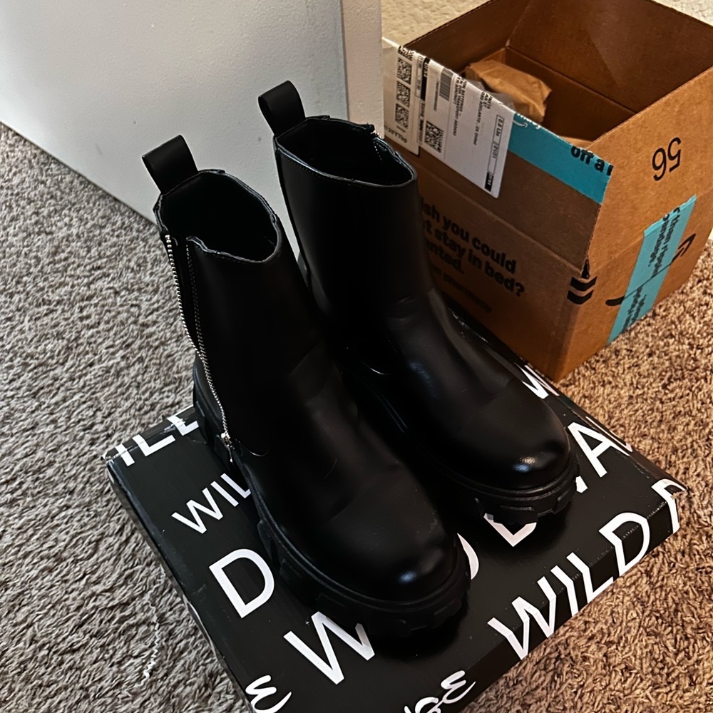 Fashion Nova Huxley Boots